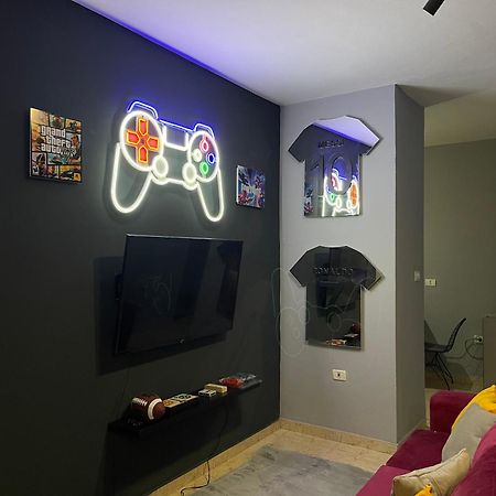 Super House 2 Blloku - 3 Rooms Тирана Екстериор снимка
