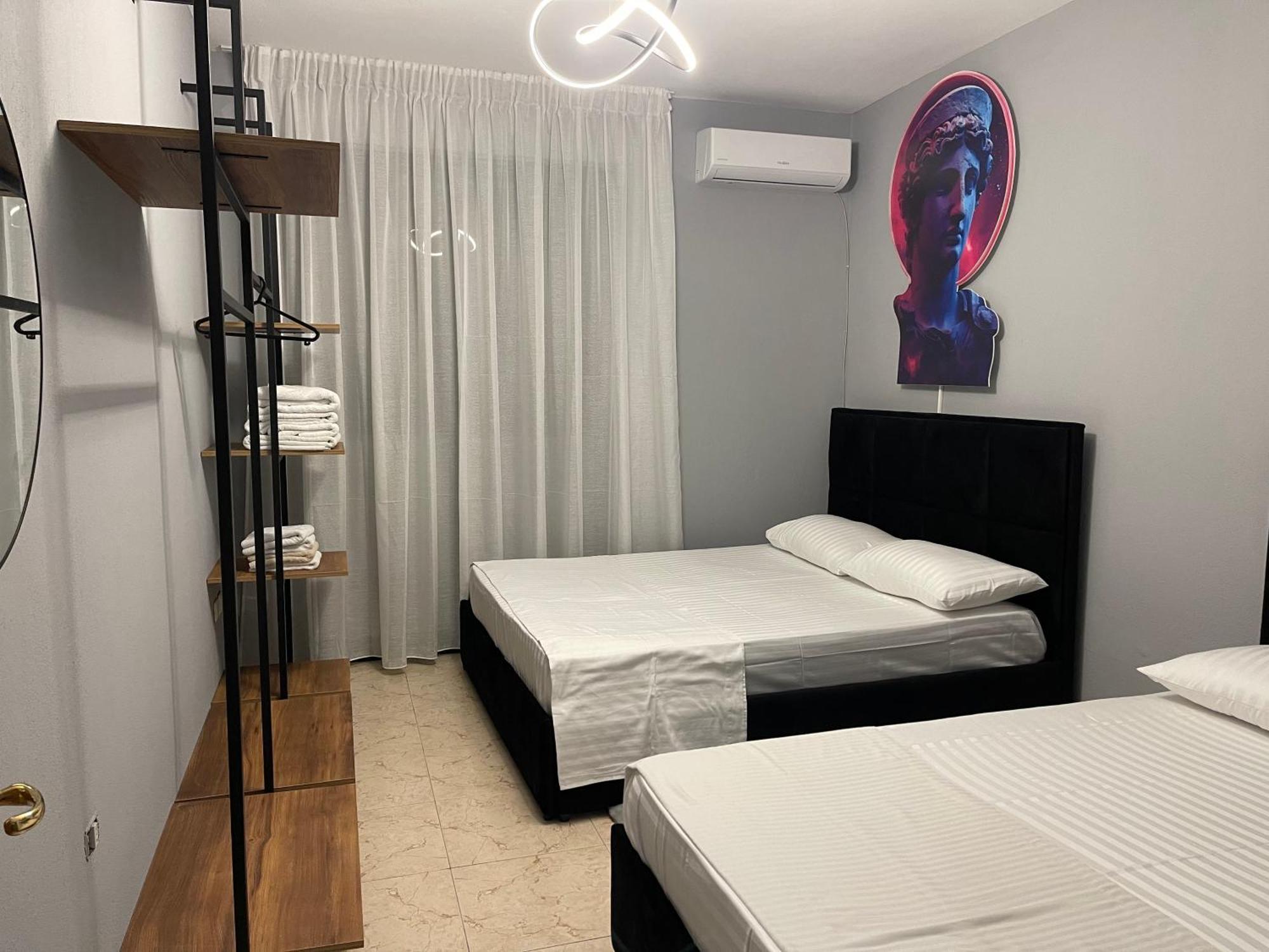 Super House 2 Blloku - 3 Rooms Тирана Екстериор снимка