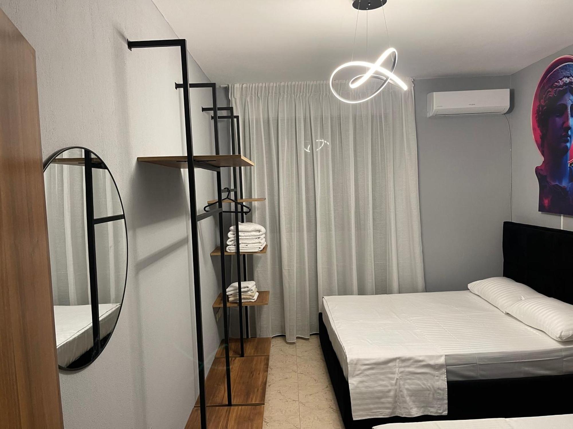 Super House 2 Blloku - 3 Rooms Тирана Екстериор снимка