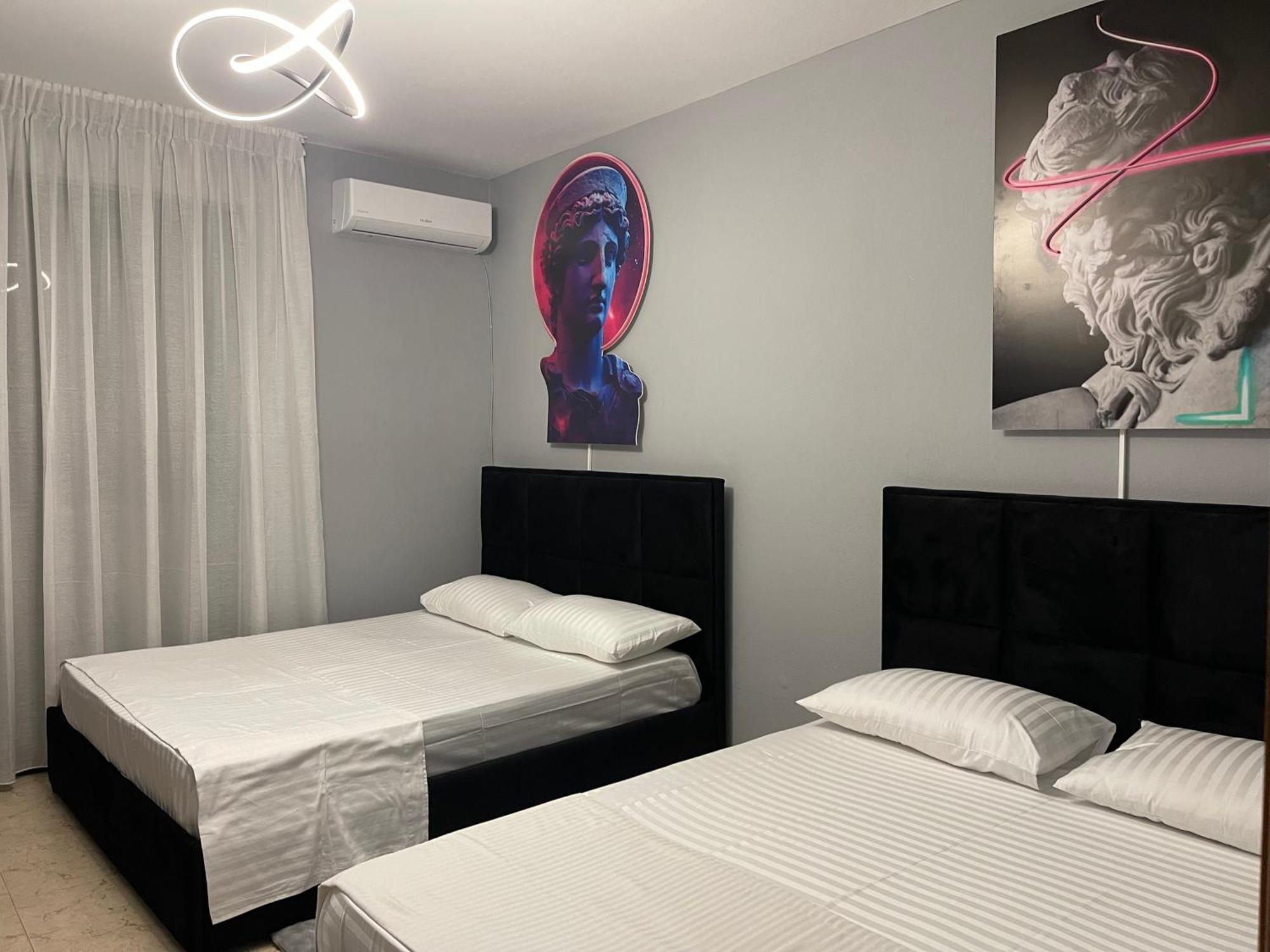 Super House 2 Blloku - 3 Rooms Тирана Екстериор снимка