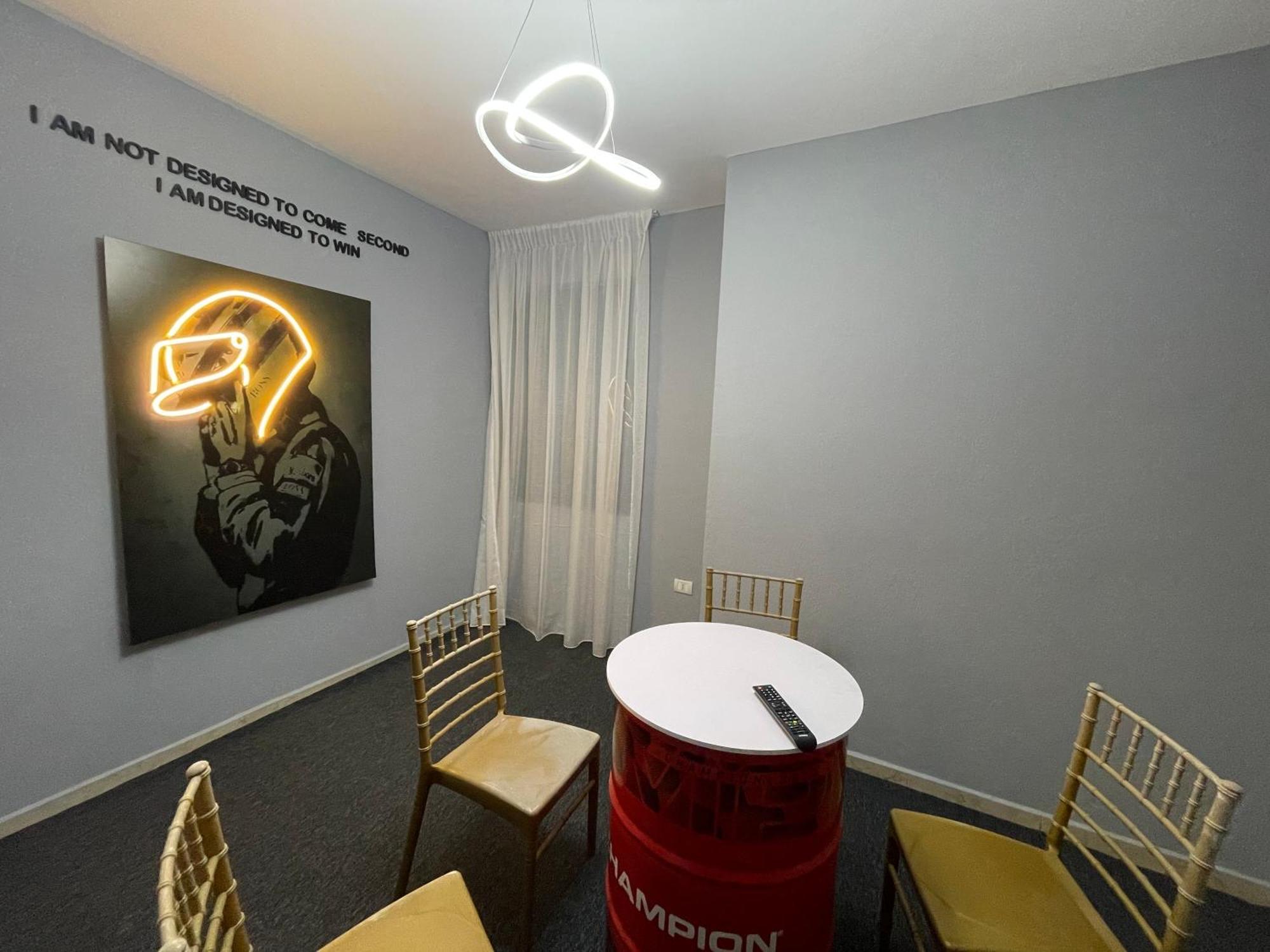 Super House 2 Blloku - 3 Rooms Тирана Екстериор снимка